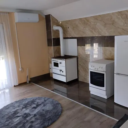 Lillis Ivisovo Greblje