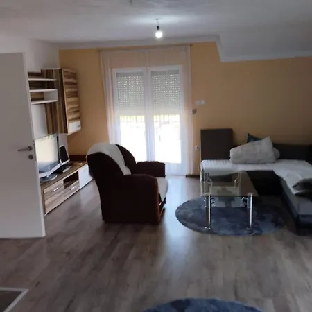 Lillis * Ivisovo Greblje